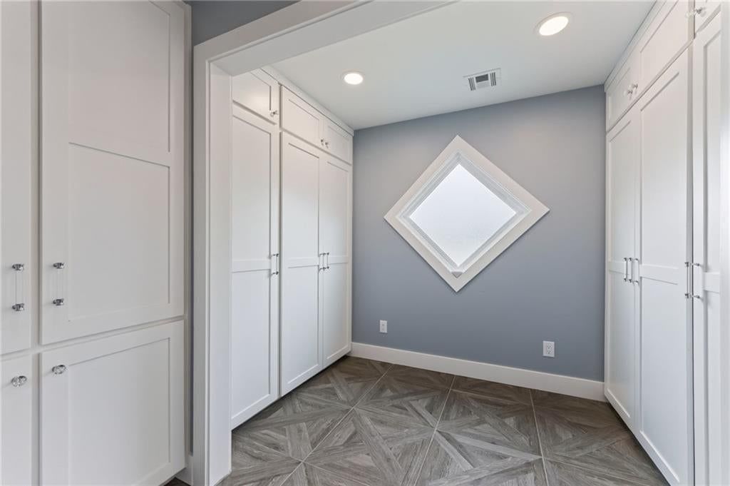 9015 N Lane Avenue — photo 47
