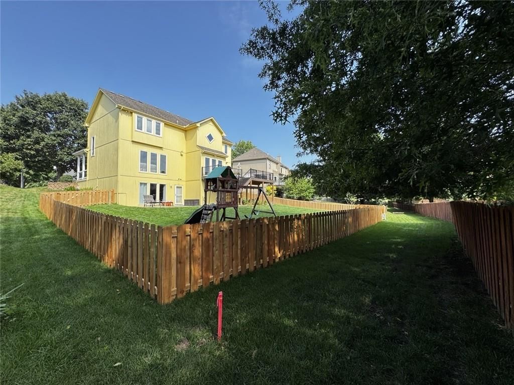 9015 N Lane Avenue — photo 92