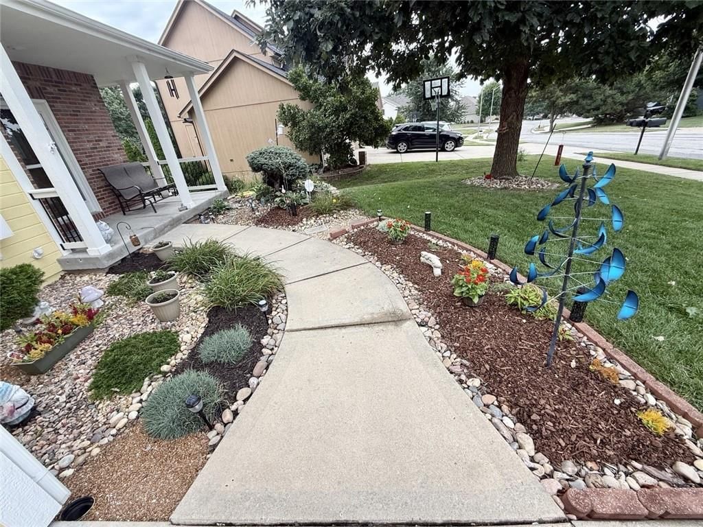 9015 N Lane Avenue — photo 93