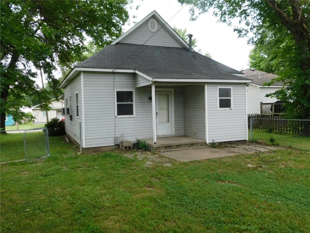 807 W 5th Street — photo 10