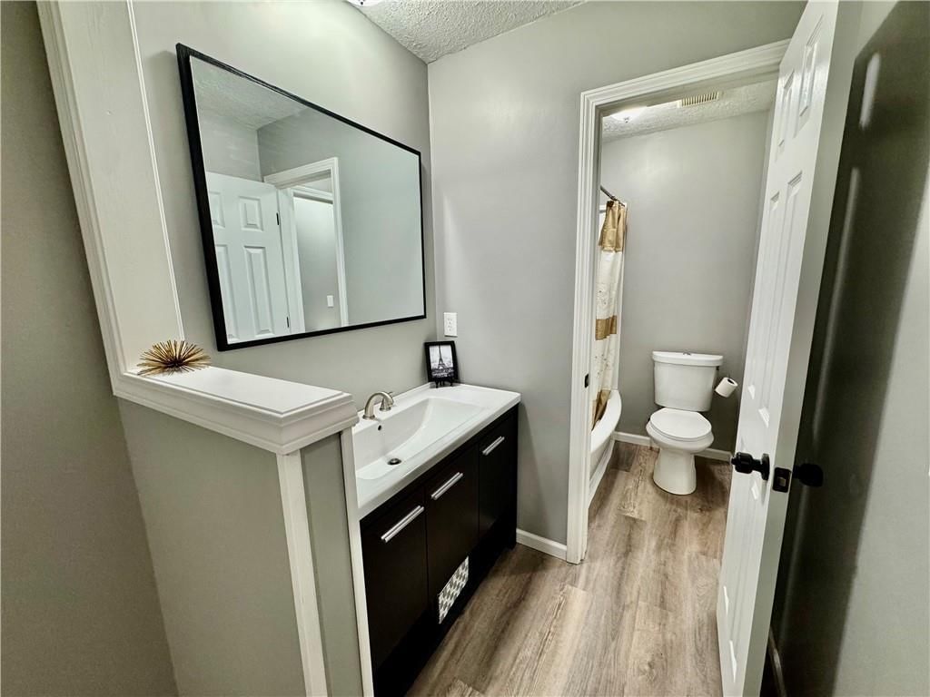 913 Josela Court — photo 13