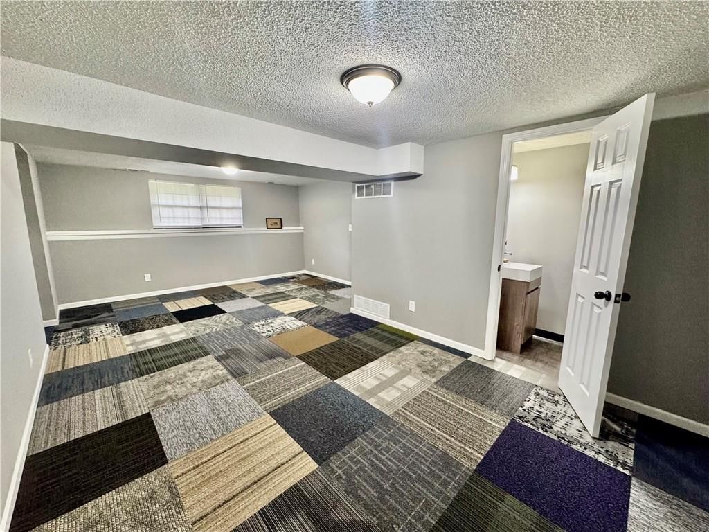 913 Josela Court — photo 24