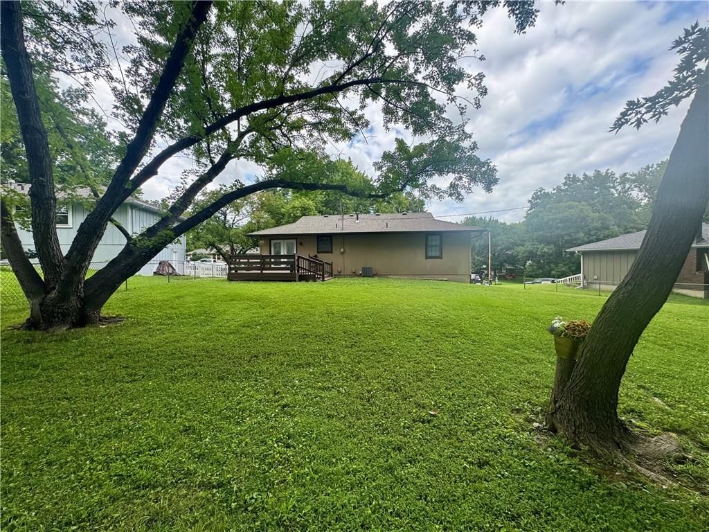 913 Josela Court — photo 29