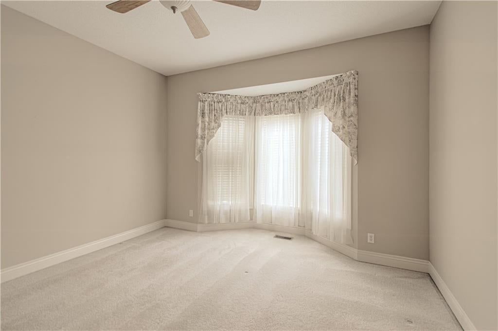 Photo 14 of 29 - 7500 NE 113th Street, Kansas City, MO 64157