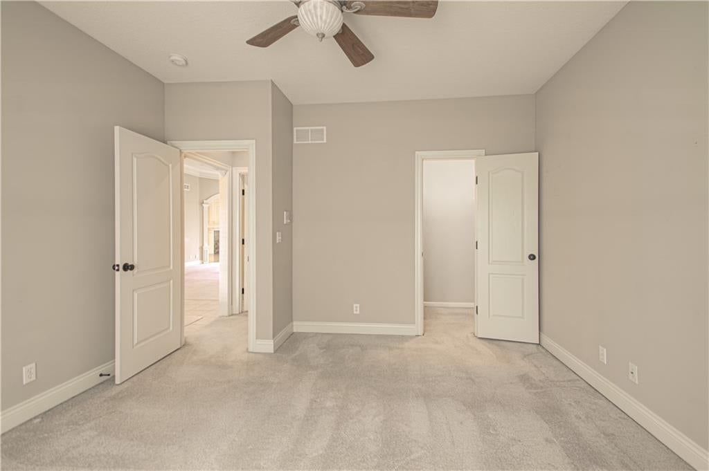 Photo 15 of 29 - 7500 NE 113th Street, Kansas City, MO 64157