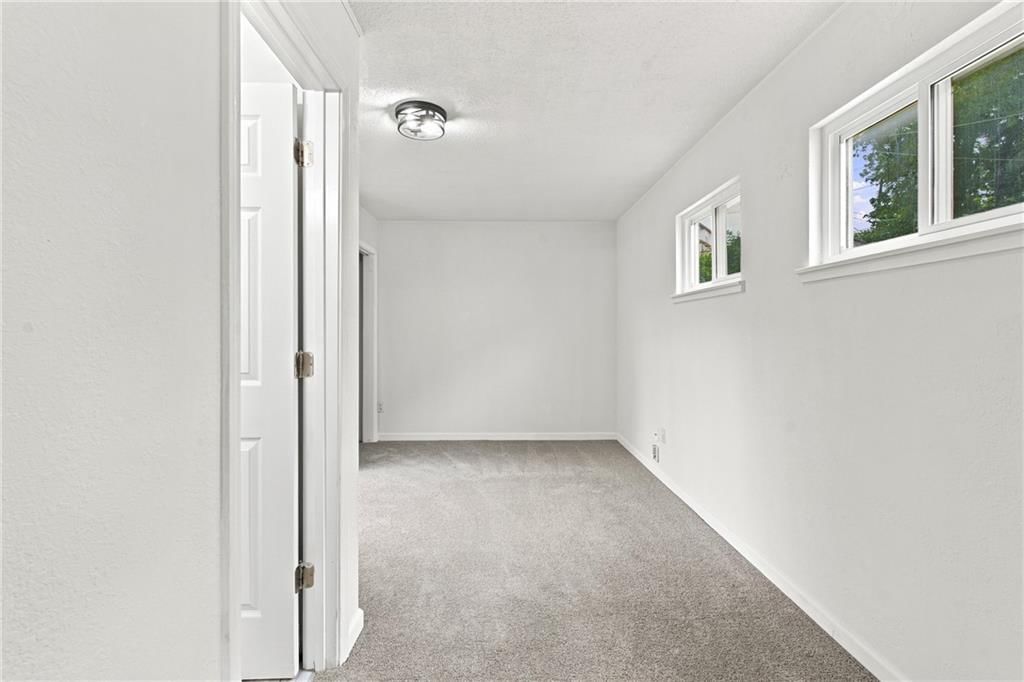 4619 N Bristol Avenue — photo 10