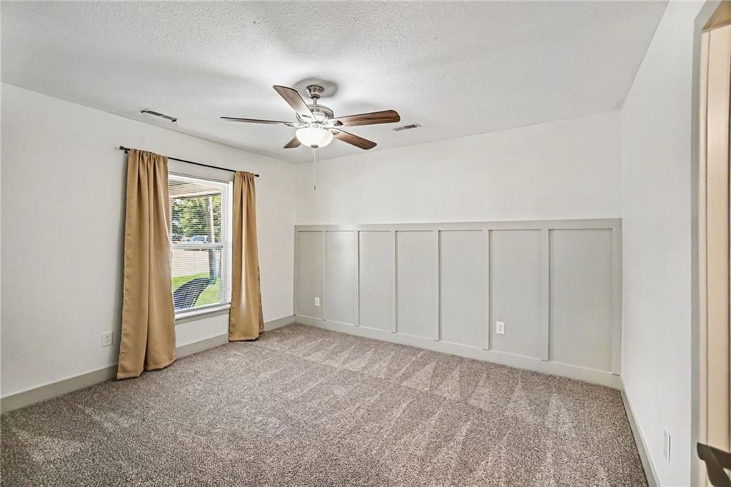 320 Elm Street — photo 10