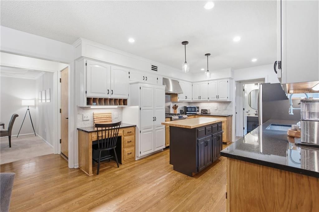 14712 W 81st Street — photo 17
