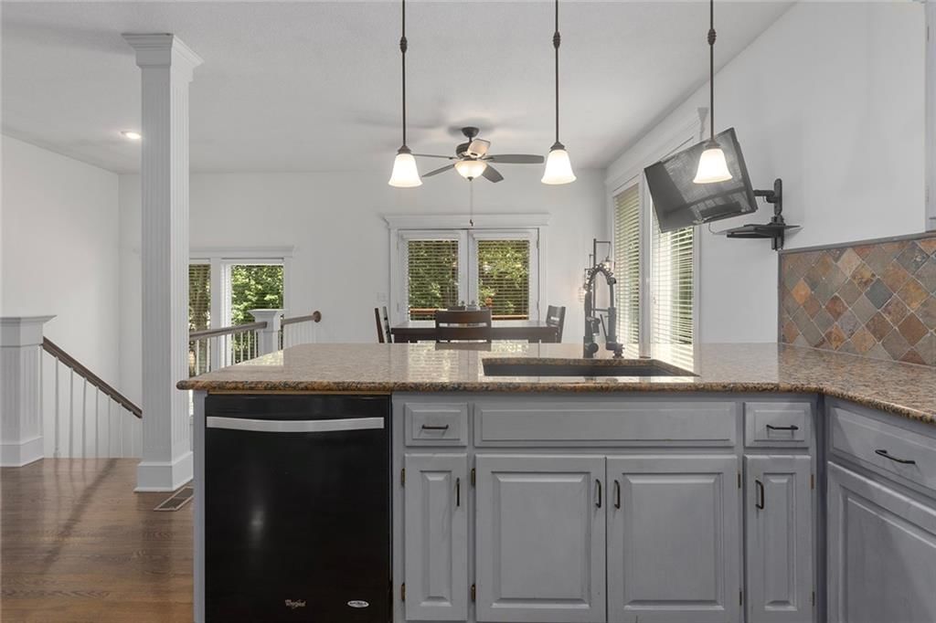 7878 W 155 Terrace — photo 11
