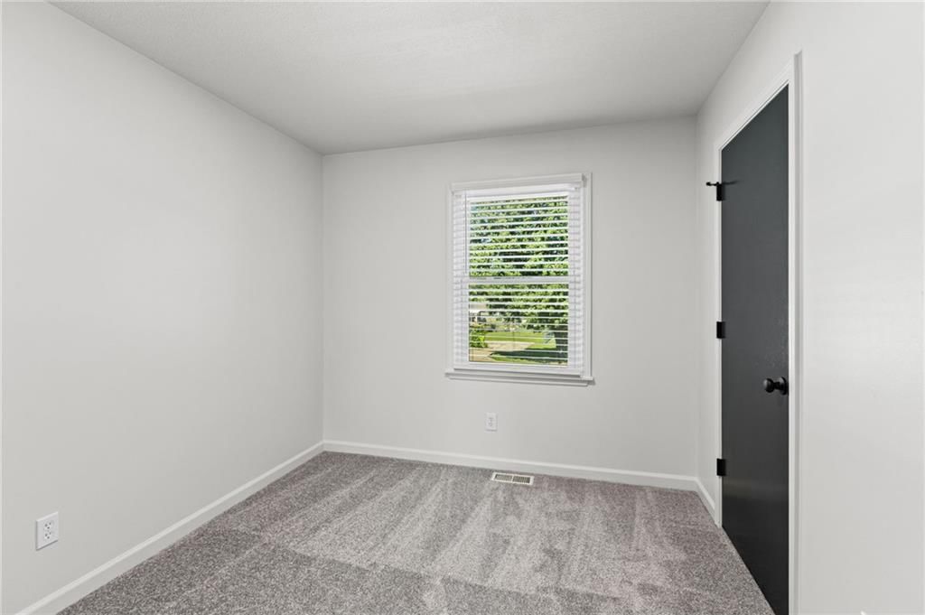 16209 Speaker Avenue — photo 12