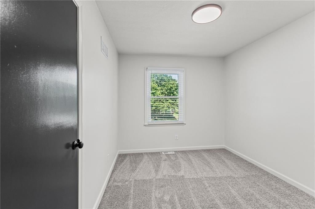 16209 Speaker Avenue — photo 15