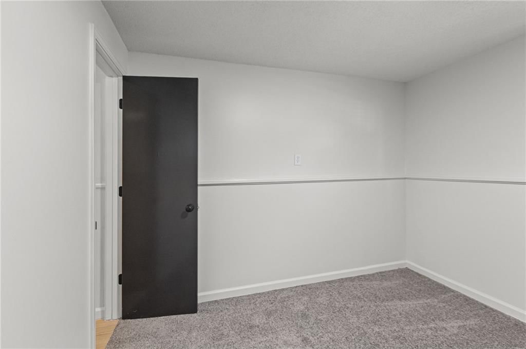 16209 Speaker Avenue — photo 24