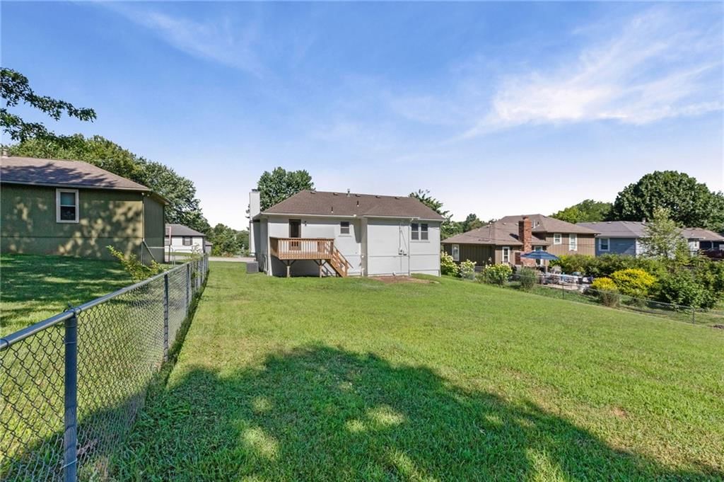 16209 Speaker Avenue — photo 30
