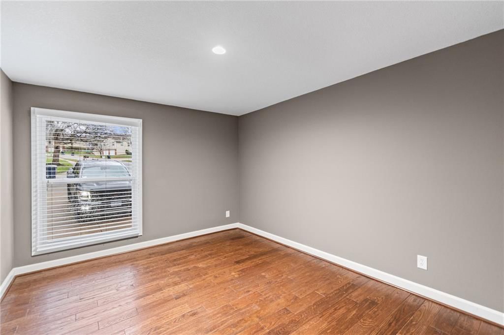 7400 N Granby Avenue — photo 21