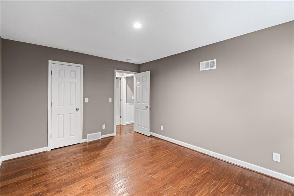 7400 N Granby Avenue — photo 22