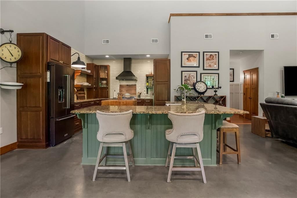 31305 W 89th Street — photo 15