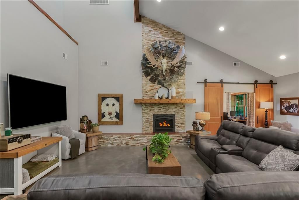 31305 W 89th Street — photo 22