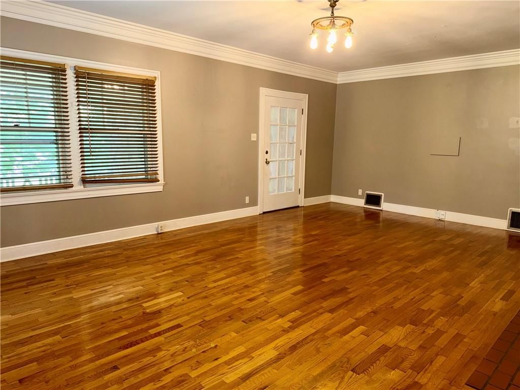 1011 S 5th Street — photo 7