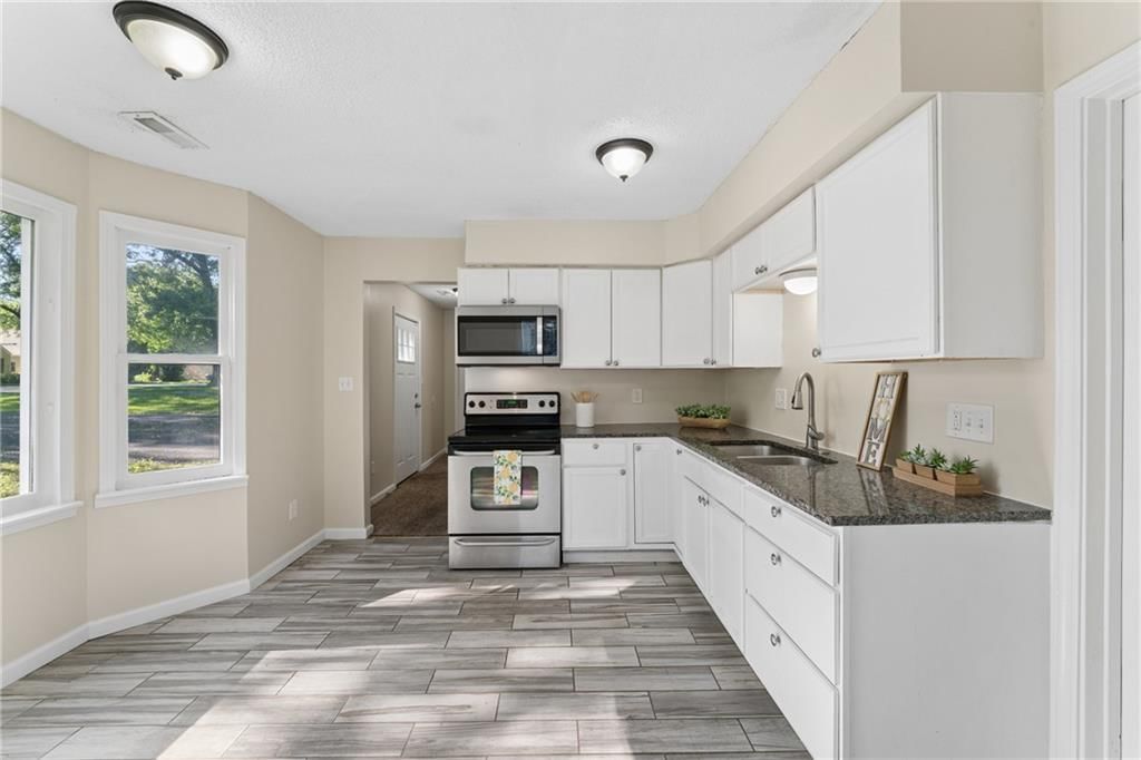 8110 Walnut Street — photo 12