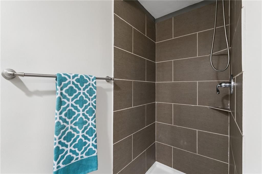 8110 Walnut Street — photo 16