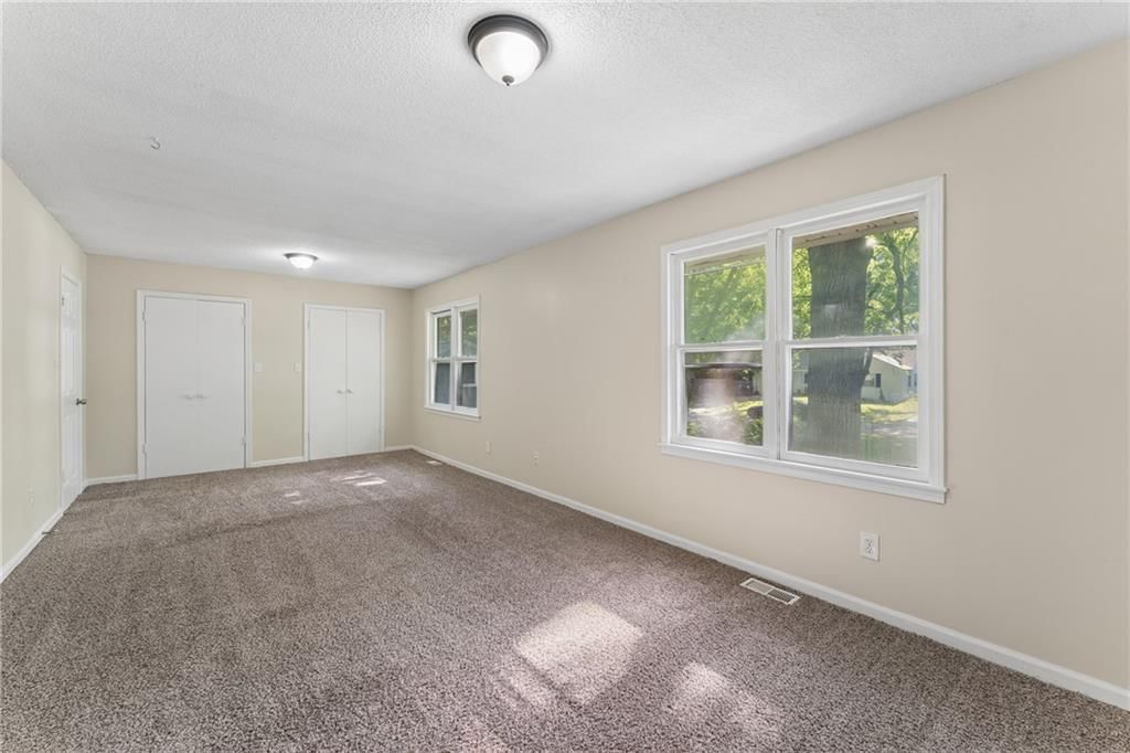 8110 Walnut Street — photo 17