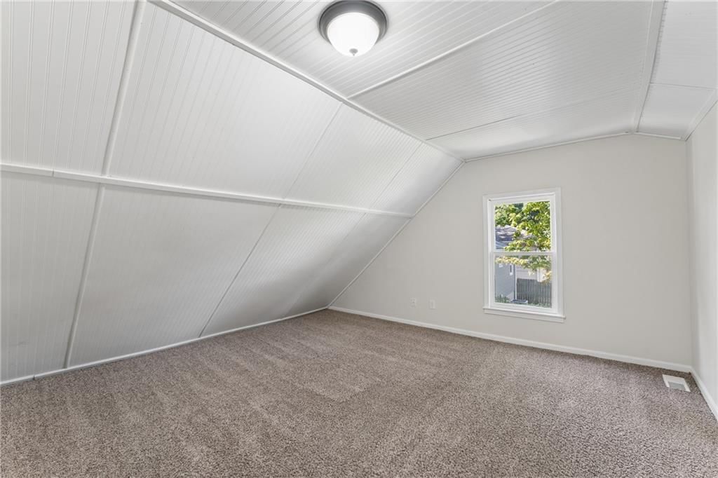 8110 Walnut Street — photo 25