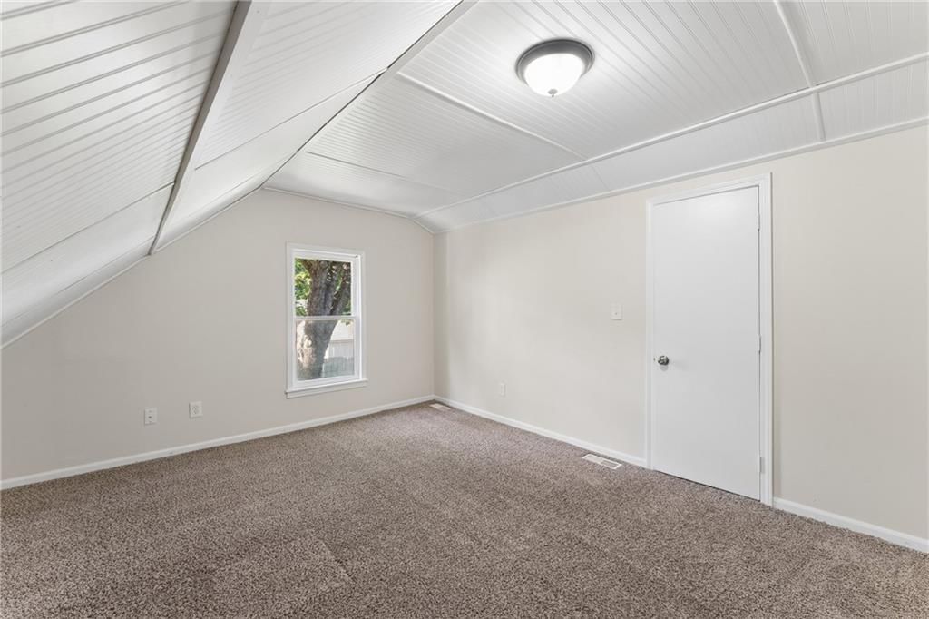 8110 Walnut Street — photo 26