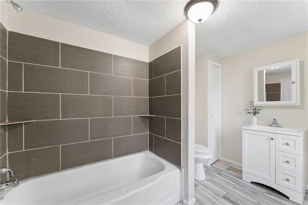 8110 Walnut Street — photo 40