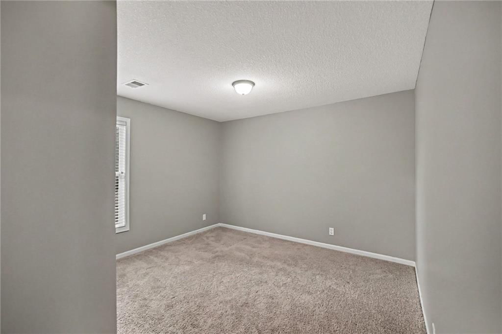 15820 Briar Street — photo 23