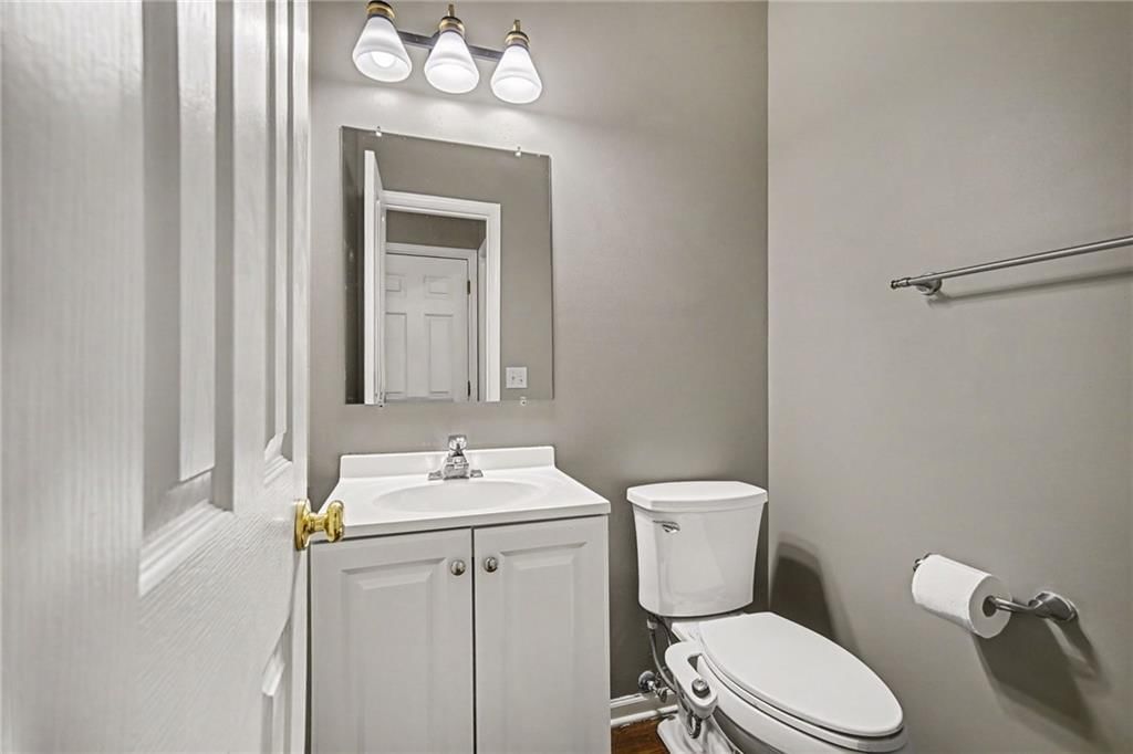 15820 Briar Street — photo 30