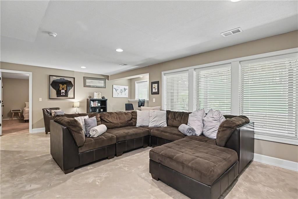 14155 NW 68th Street — photo 39