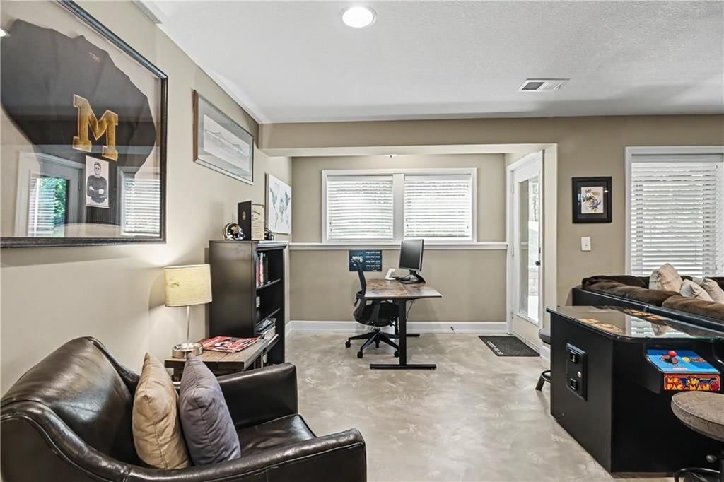 14155 NW 68th Street — photo 40