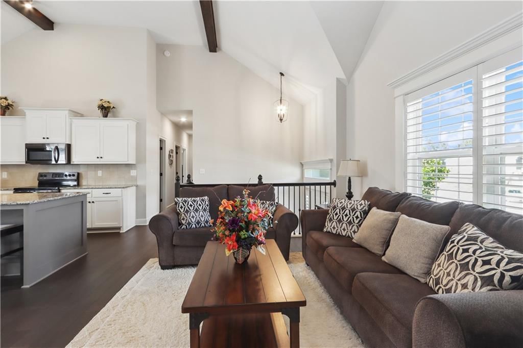 805 Cedar Ridge Drive — photo 3