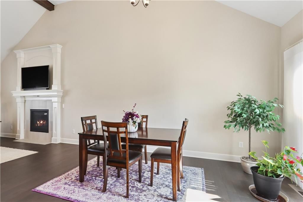 805 Cedar Ridge Drive — photo 10