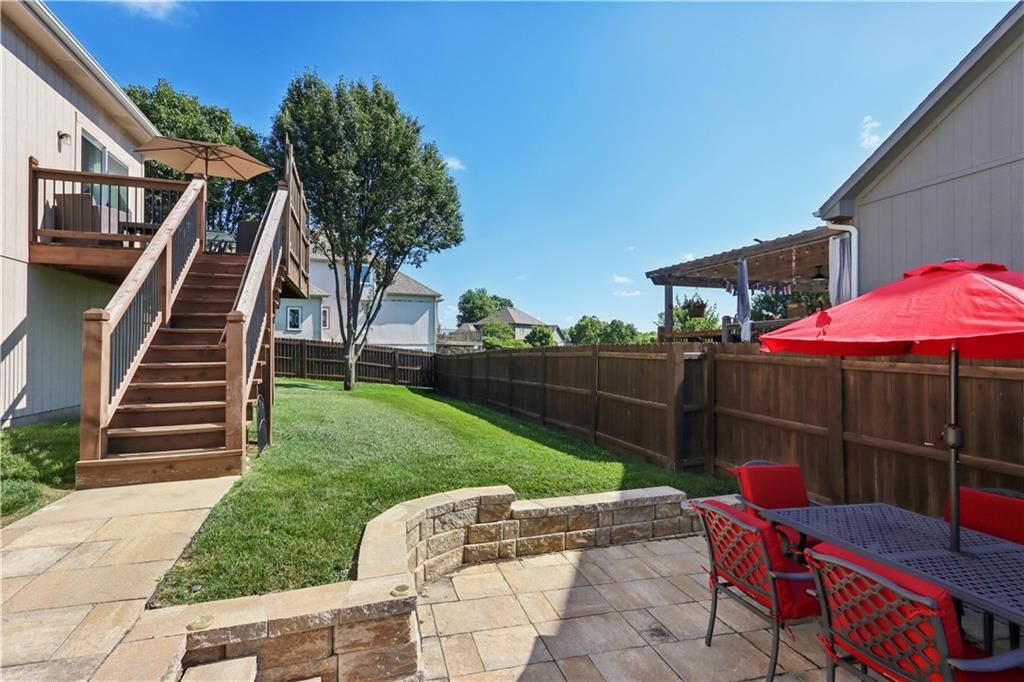 805 Cedar Ridge Drive — photo 25