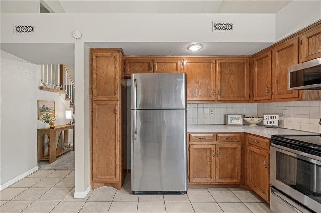 13134 S Raintree Drive — photo 17