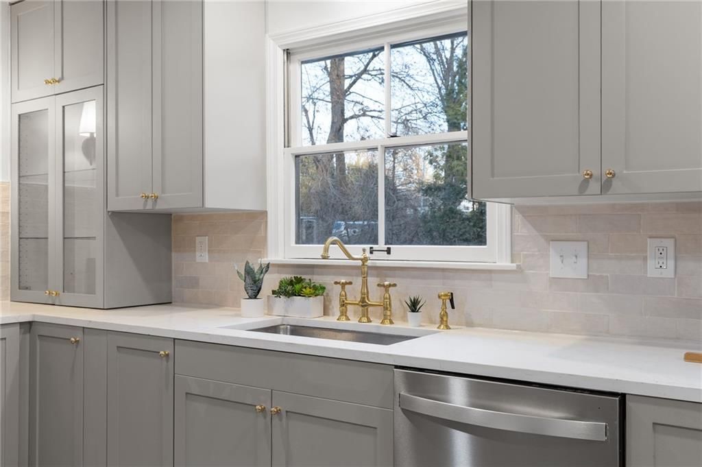10301 Howe Drive — photo 25