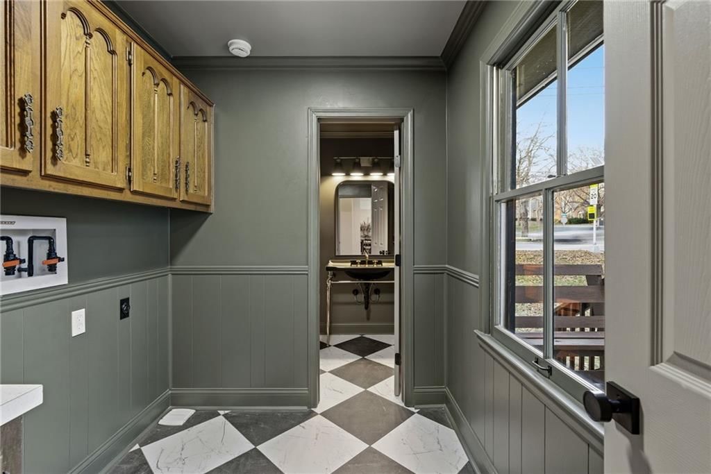 10301 Howe Drive — photo 31
