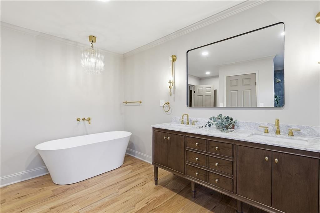 10301 Howe Drive — photo 40