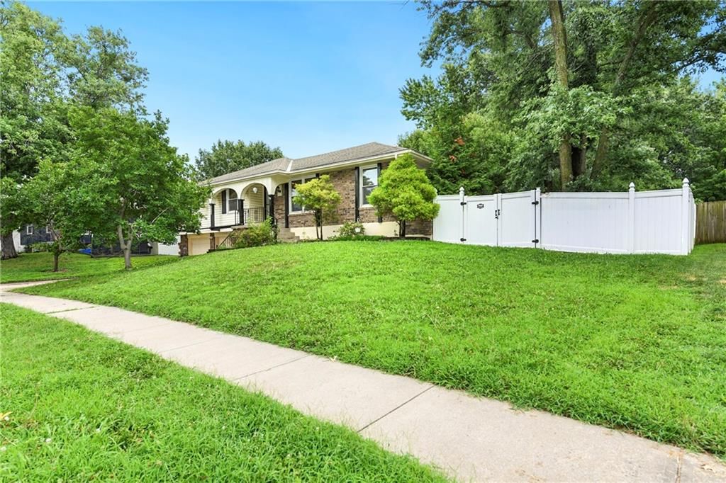 16505 Greenwald Drive — photo 3
