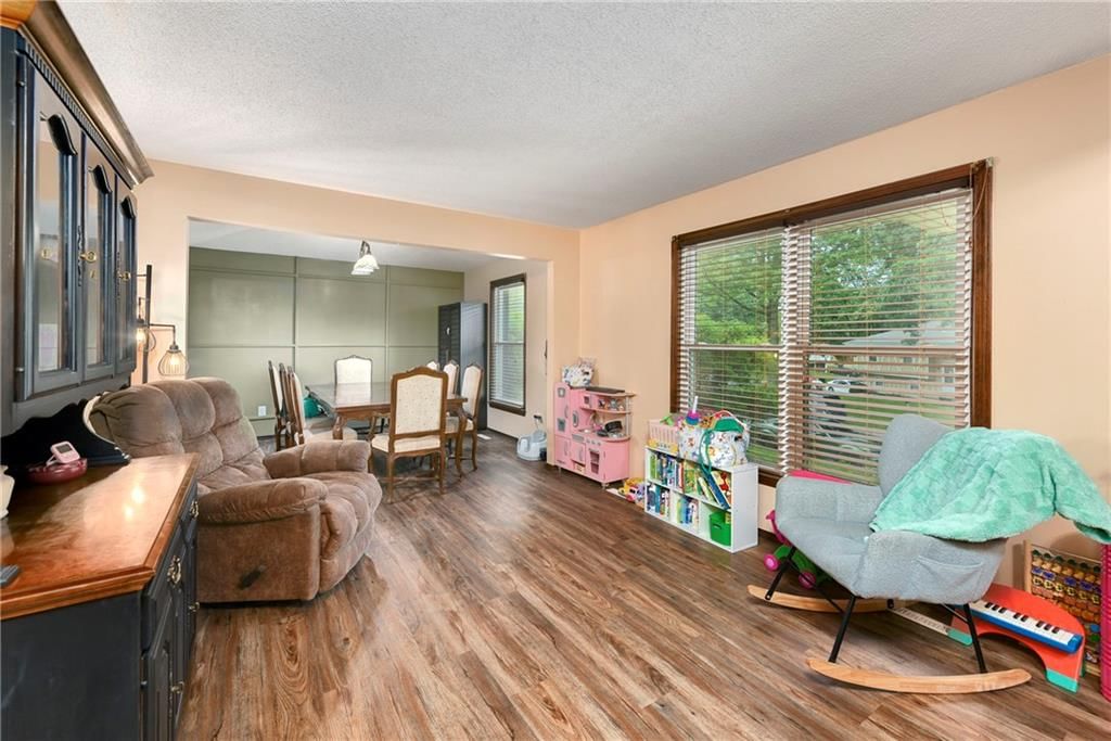 16505 Greenwald Drive — photo 14