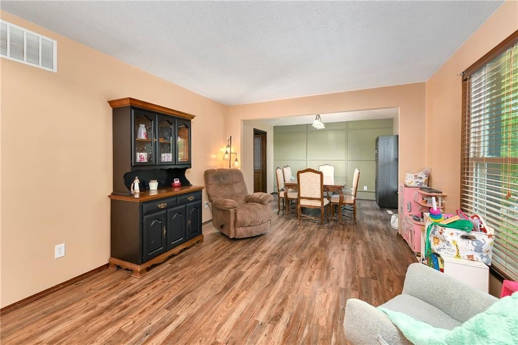 16505 Greenwald Drive — photo 15