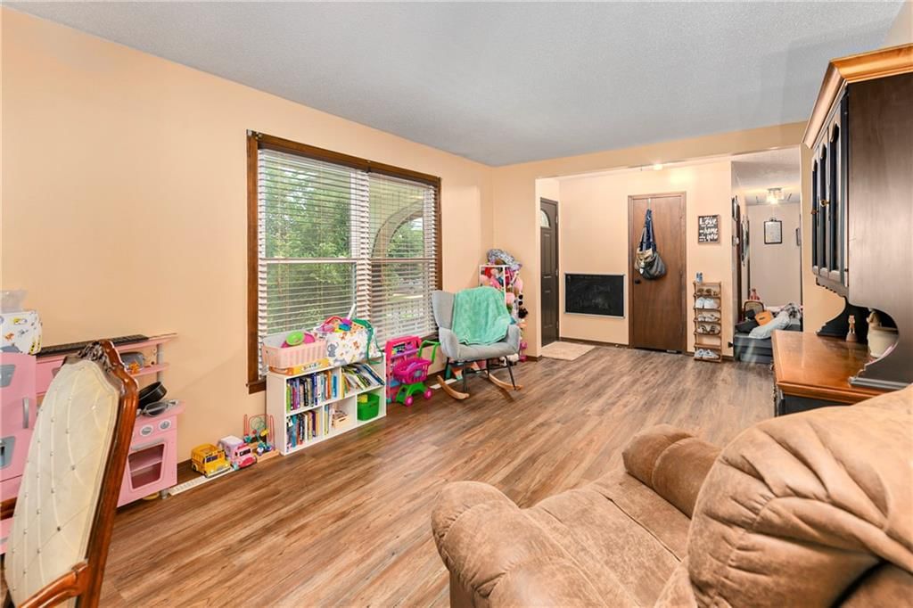 16505 Greenwald Drive — photo 16