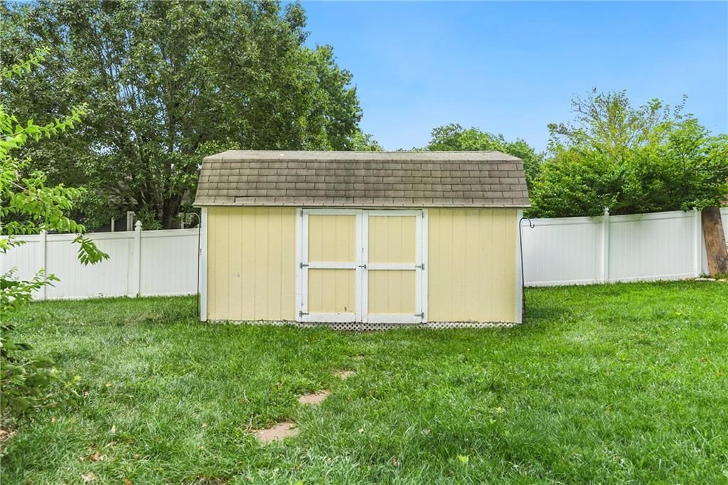 16505 Greenwald Drive — photo 40