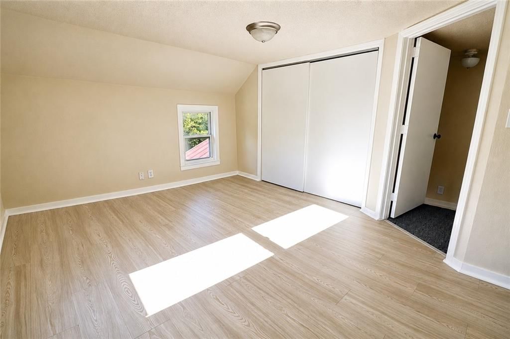 405 Russell Street — photo 14
