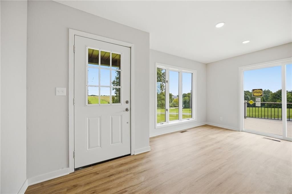 16101 Cantrell Road — photo 11