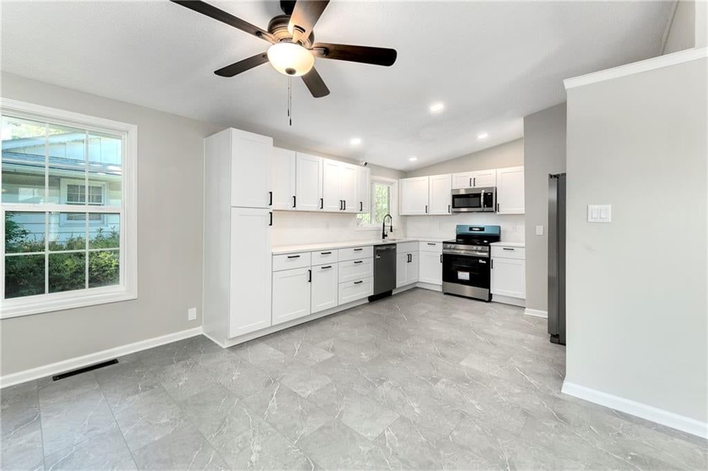 7132 Parallel Parkway — photo 5