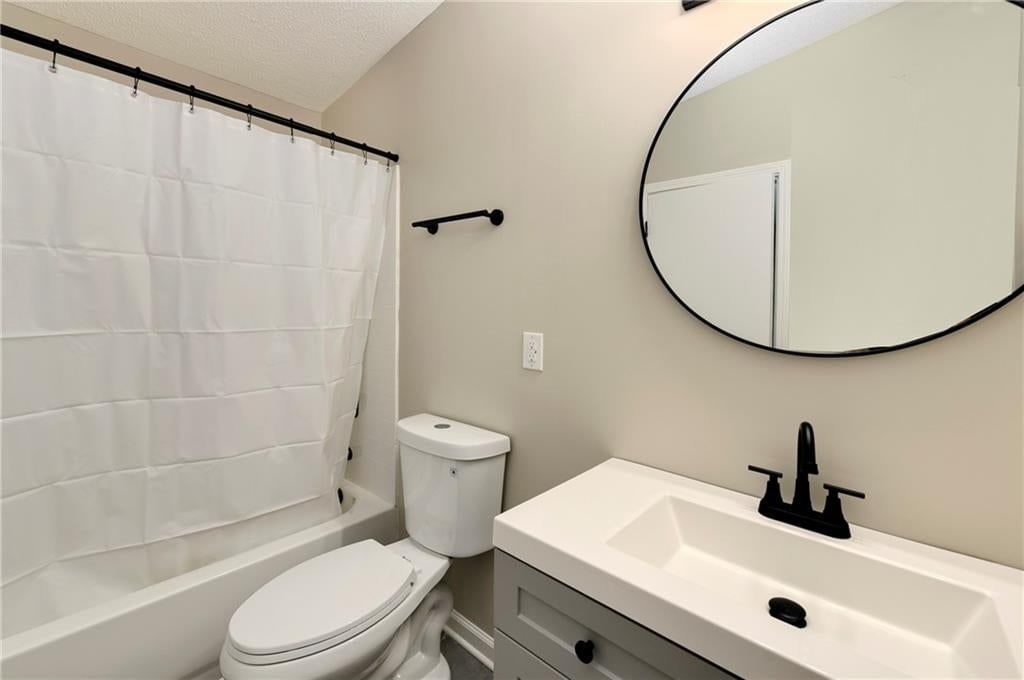 7132 Parallel Parkway — photo 11