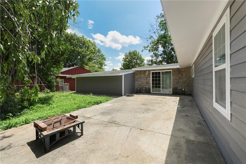 7132 Parallel Parkway — photo 20
