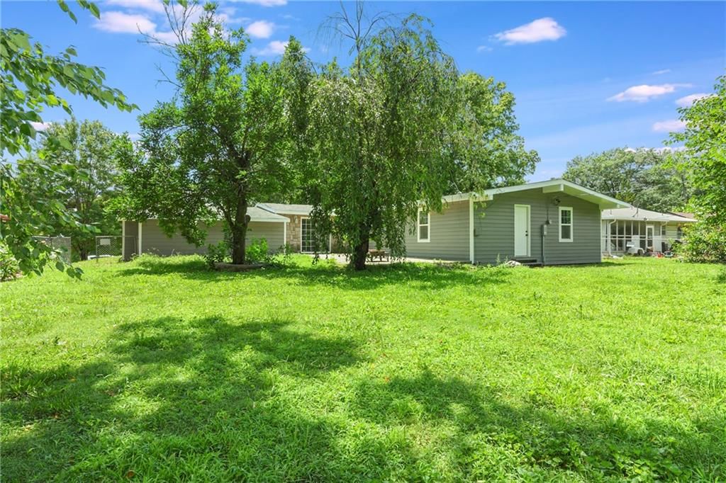 7132 Parallel Parkway — photo 21